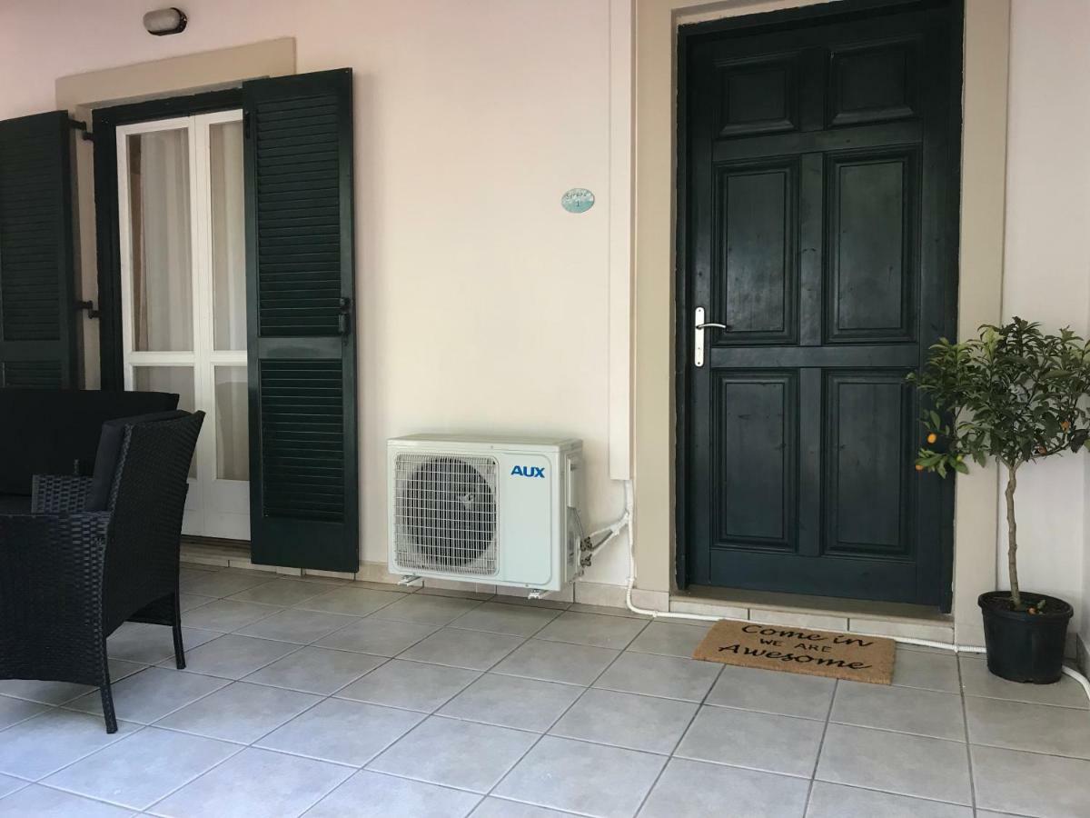 Sirios Apartment Acharavi  Bagian luar foto